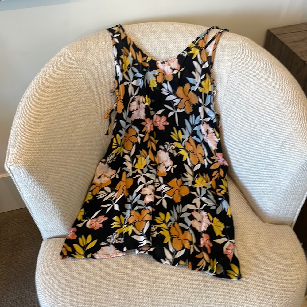 Roxy Beach-Vibe cover up dress size small in black